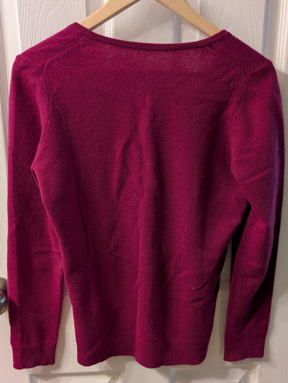 100% Cashmere Soft V-Neck Sweater in Deep Berry - Picture 2 of 4